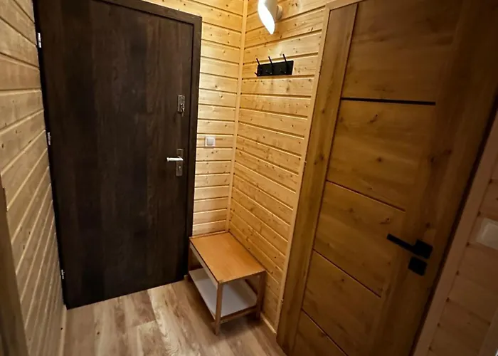 Feriehus Dom Pod Witosza Staniszow