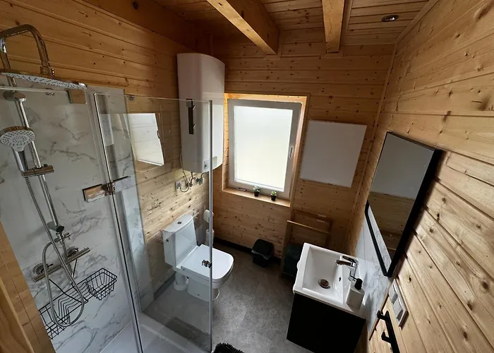 Feriehus Dom Pod Witosza Staniszow